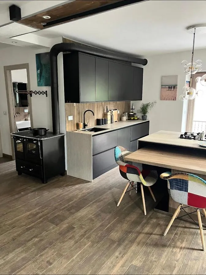 Alloggio in famiglia Luce Deluxe Apartment Near The Station Italia