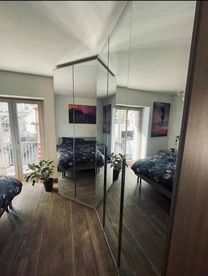 Luce Deluxe Apartment Near The Station 0*, Tirano Italia